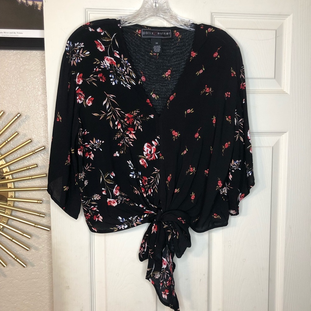 COPY - Floral Crop Top, tie-front